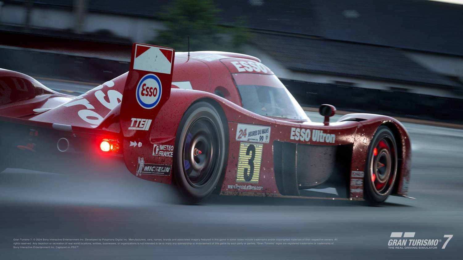 Březnová aktualizace hry Gran Turismo 7 přidává nové vozy, 3 nové závody a časově omezené polepy