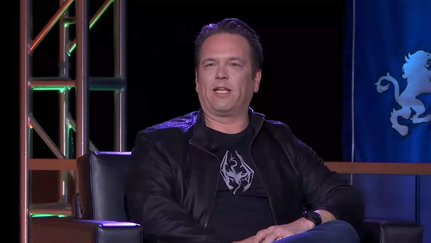 Phil Spencer je zklamaný z Redfallu, slíbil vylepšení hry 