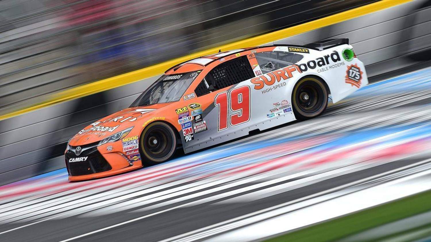 Trailer na hru NASCAR Heat Evolution