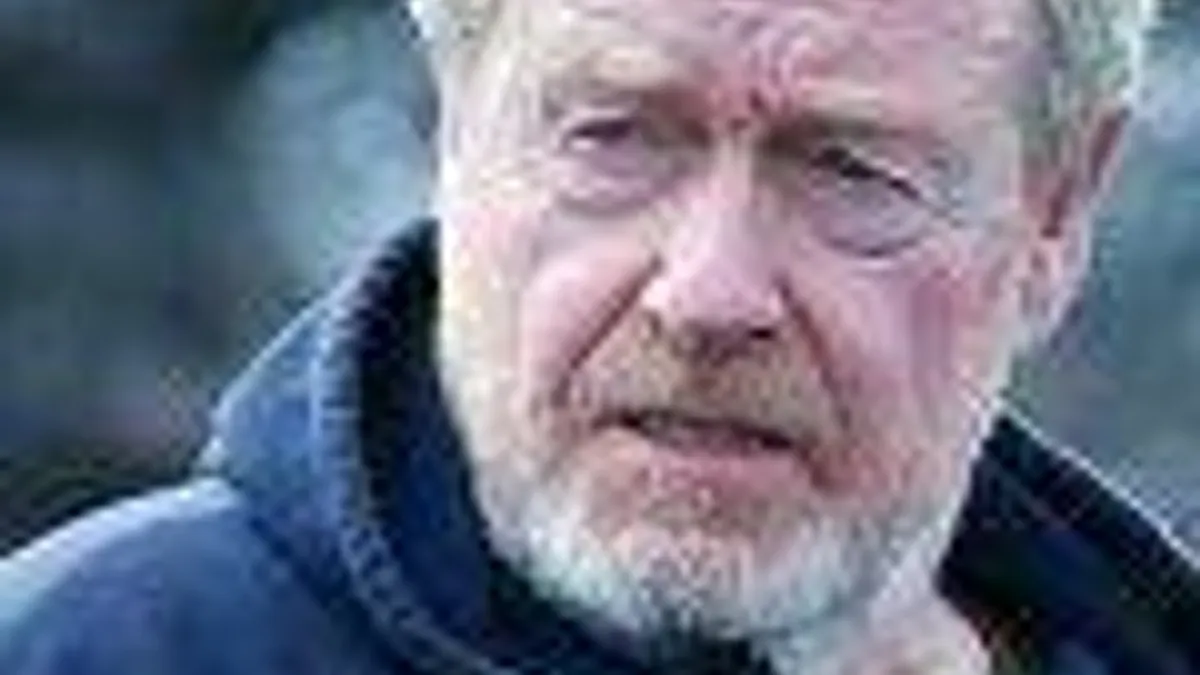 Hlavní obrázek článku: Natočí Ridley Scott menší Halo film?