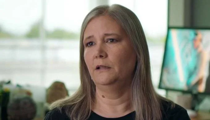 Hlavní obrázek článku: Amy Hennig opustila EA a založila své vlastní studio