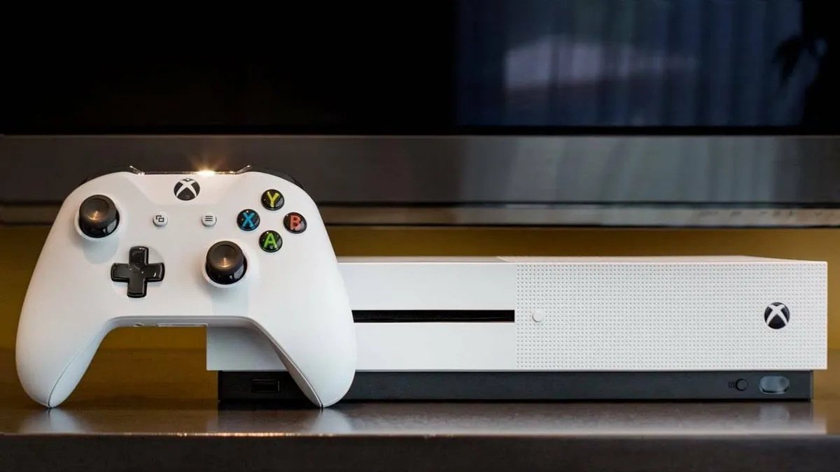 Hlavní obrázek článku: Konzole Xbox One S slaví velký úspěch, daří se jí skvěle