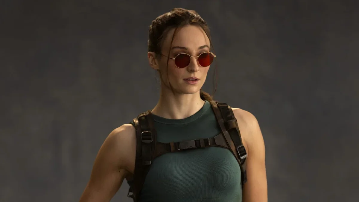 Hlavní obrázek článku: První fotky z natáčení seriálu Tomb Raider ukazují Sophie Turner jako Laru Croft