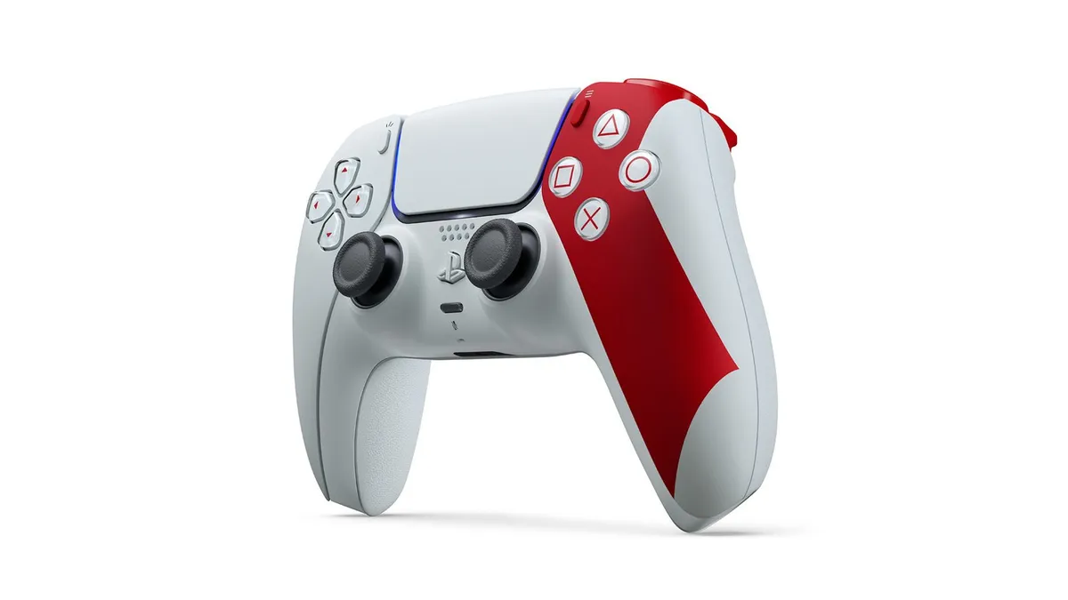 Hlavní obrázek článku: Oznámen limitovaný gamepad DualSense inspirovaný sérií God of War