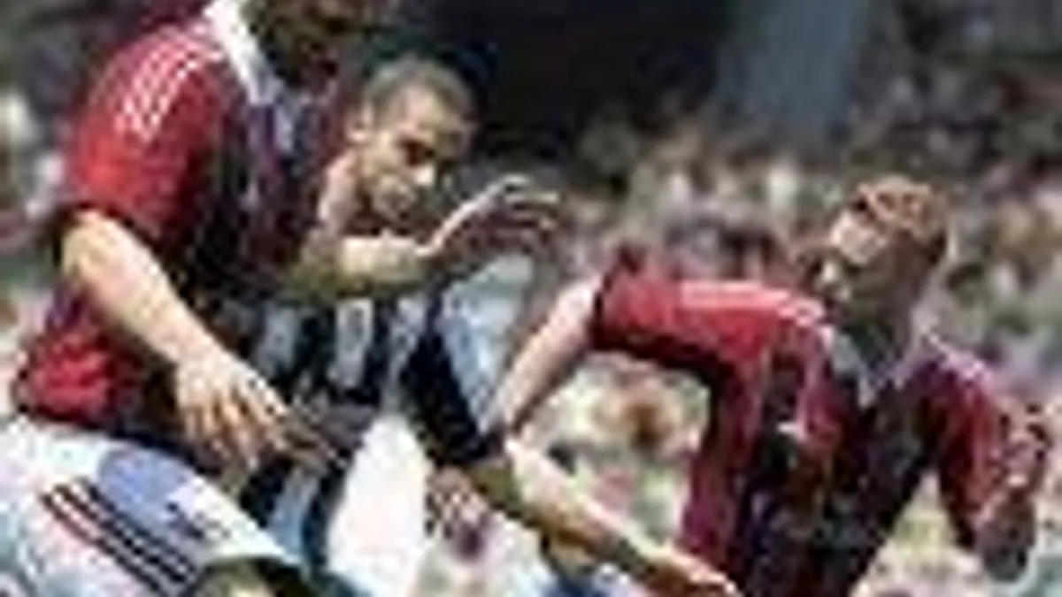 Hlavní obrázek článku: FIFA 14 - trailer o funkcích Čistá střela a Reálná fyzika míče