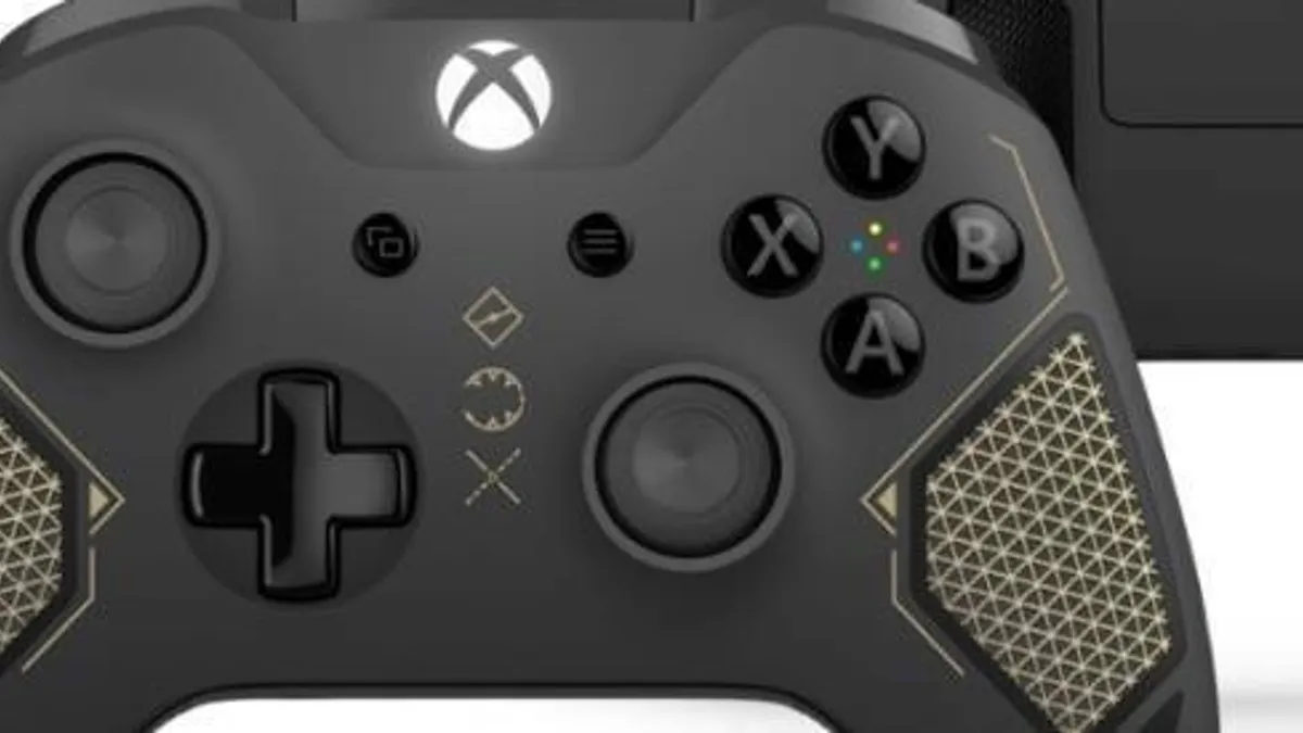 Hlavní obrázek článku: Microsoft oznámil speciální gamepad pro Xbox One z edice Recon Tech