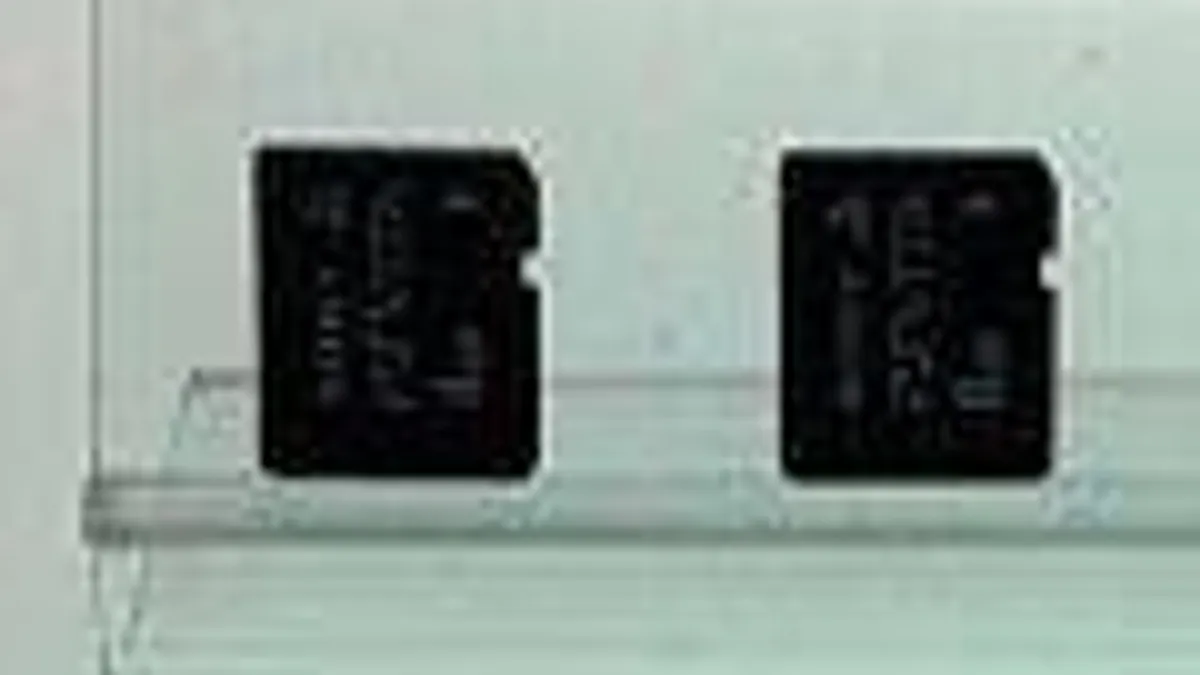 Hlavní obrázek článku: Playstation Vita – paměťové karty spatřeny