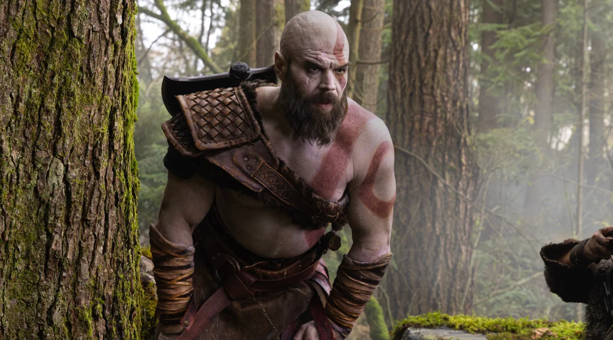 Hlavní obrázek článku: Byla zveřejněna první fotka ze seriálu God of War, je na ní Kratos a Atreus při lovu