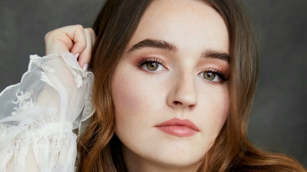 Hlavní obrázek článku: Oficiálně: Herečka Kaitlyn Dever ztvární postavu Abby v druhé sezóně seriálu The Last of Us