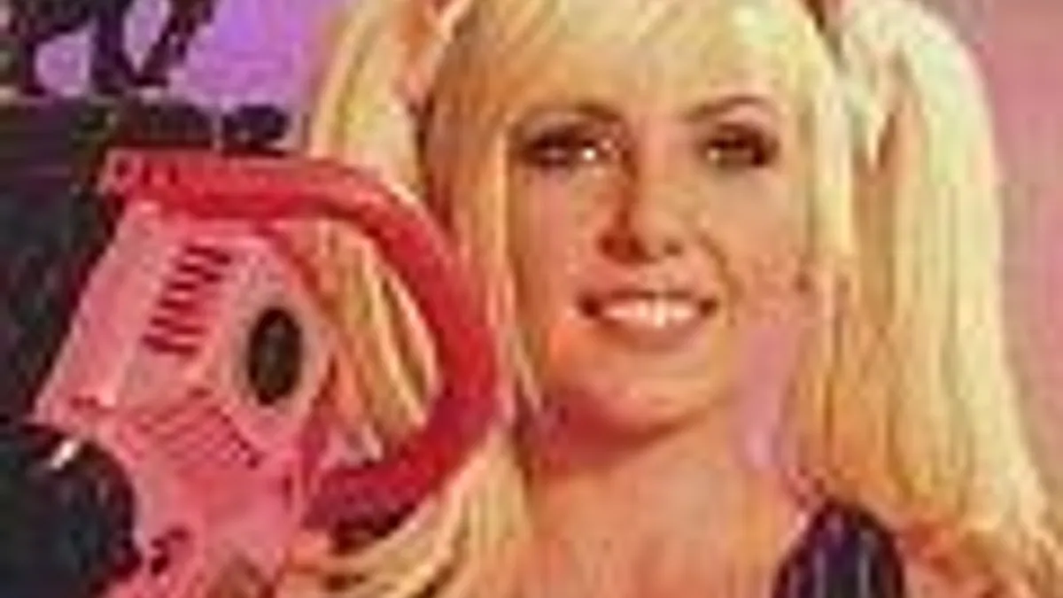 Hlavní obrázek článku: Lollipop Chainsaw Special Edition obsahuje živou Juliet