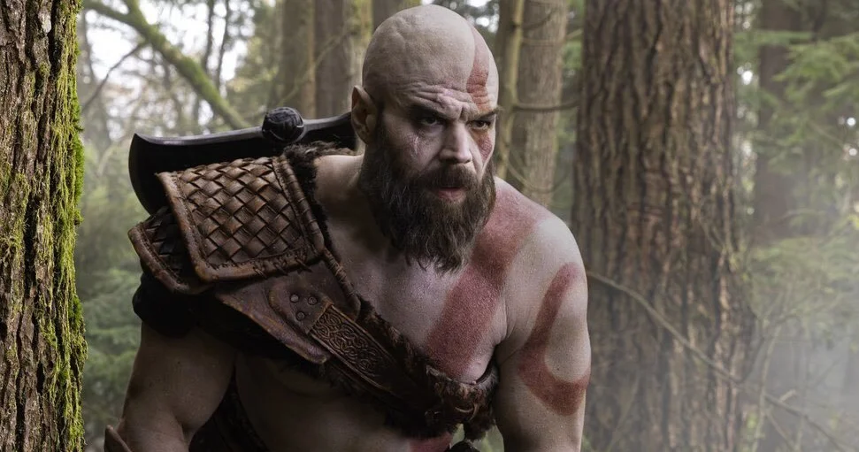 Hlavní obrázek článku: Ryan Hurst se vyjádřil k prvnímu záběru ze seriálu God of War, fanoušci by podle něj neměli věřit všemu, co vidí na internetu