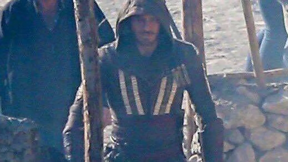 Hlavní obrázek článku: Na internet se dostaly fotografie z natáčení filmu Assassin's Creed