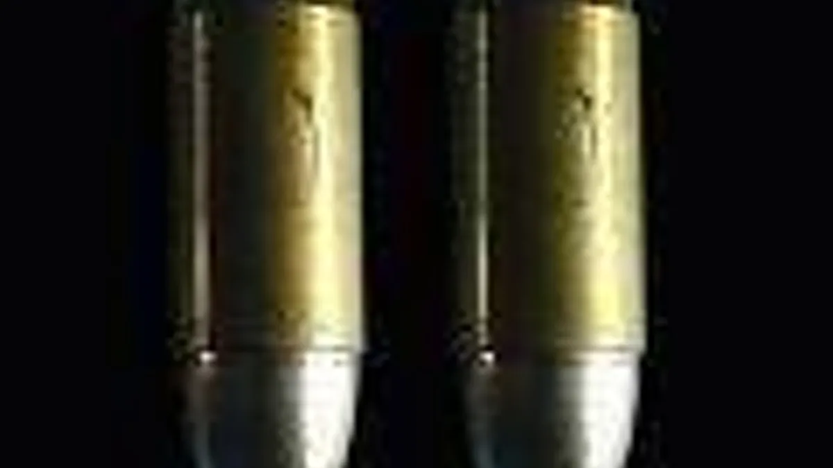 Hlavní obrázek článku: Dva obrázky ze zrušené akce BLACK 2