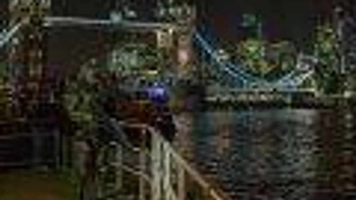 Hlavní obrázek článku: Halo 4 v prodeji, nad Londýnem se objevil záhadný symbol ze hry