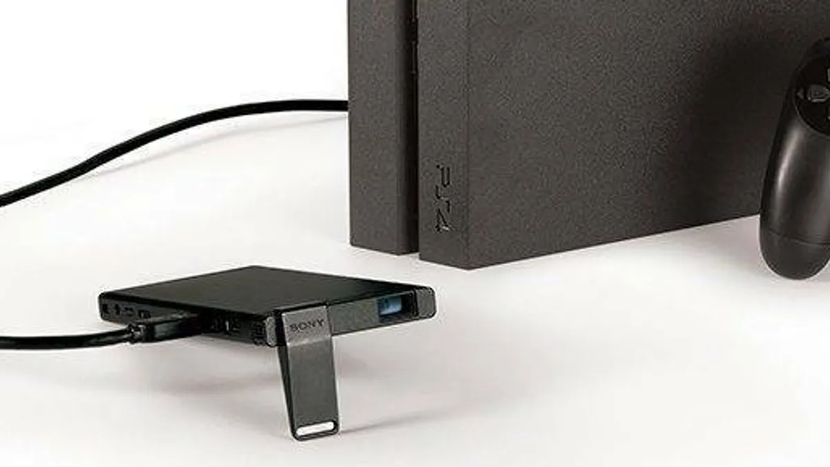Hlavní obrázek článku: Konzole PlayStation 4 dostane malý projektor