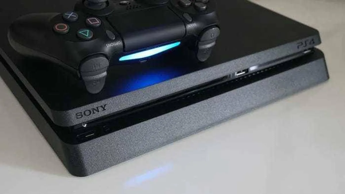 Hlavní obrázek článku: Sony neplánovala ukončit v minulém roce výrobu konzole PlayStation 4