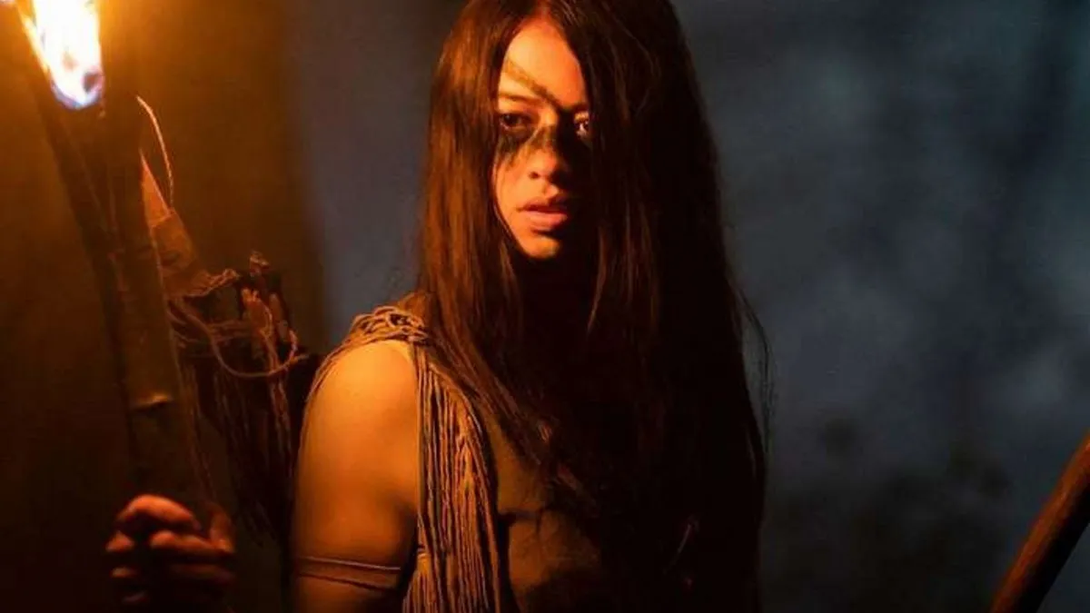 Hlavní obrázek článku: Zbraně ve filmu Predátor: Kořist byly inspirované hrou God of War