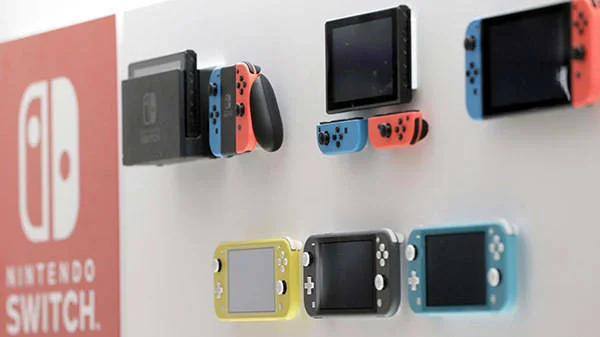 Bloomberg: Příští rok vyjde nový model konzole Nintendo Switch