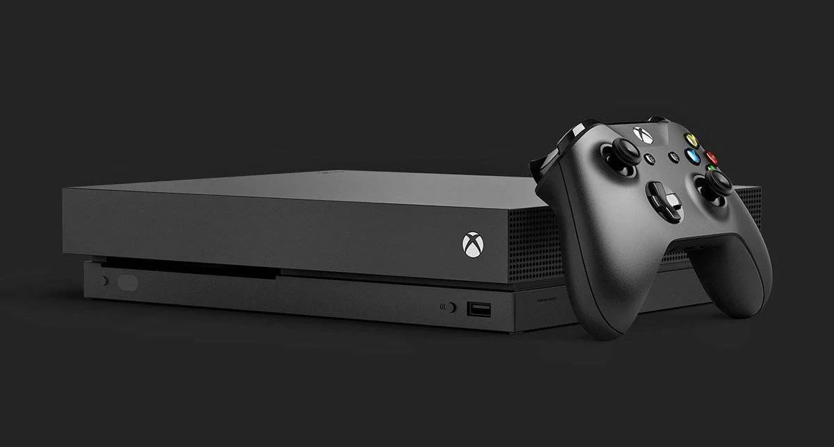 Konzoli Xbox One X se daří, prodává se lépe jak PS4 Pro