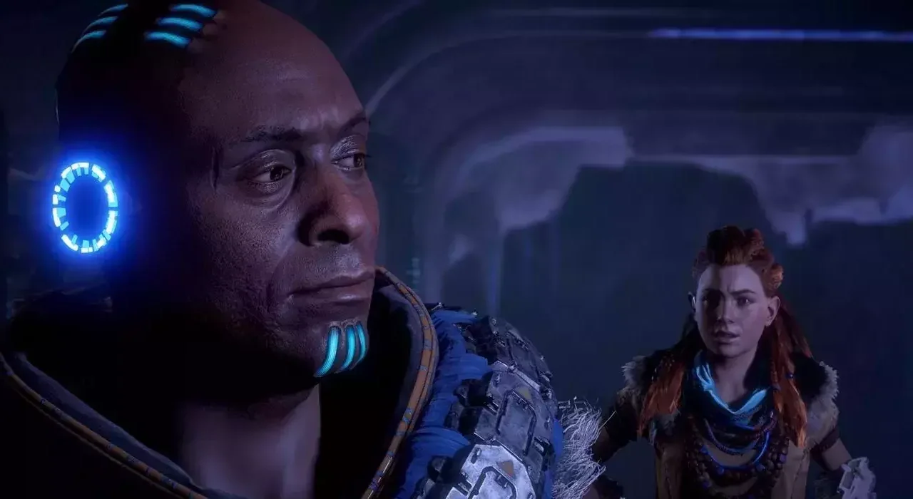 Opět se spekuluje o rozšíření pro Horizon Forbidden West, spekulace přiživil herec Lance Reddick