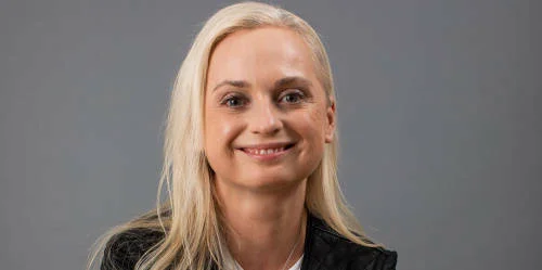 Tým PlayStationu přivítal novou posilu, o prodejní strategii se bude starat Veronica Rogers