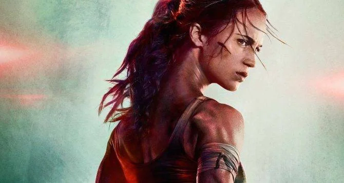 Plakát a teaser na film Tomb Raider, zítra trailer