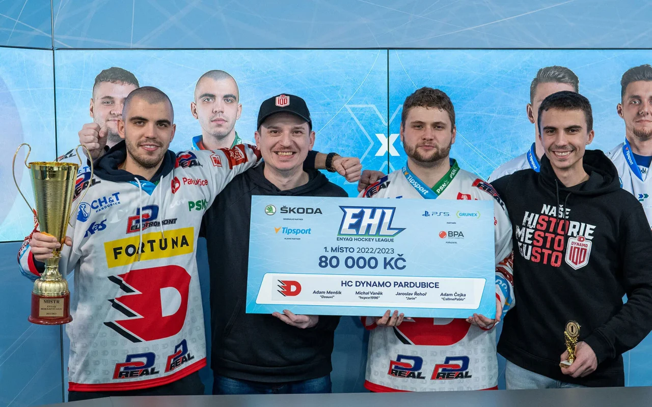 Třetí titul v řadě pro nezastavitelné Dynamo v ENYAQ hokejové lize!