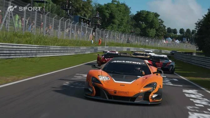Záznam z japonské prezentace hry Gran Turismo Sport