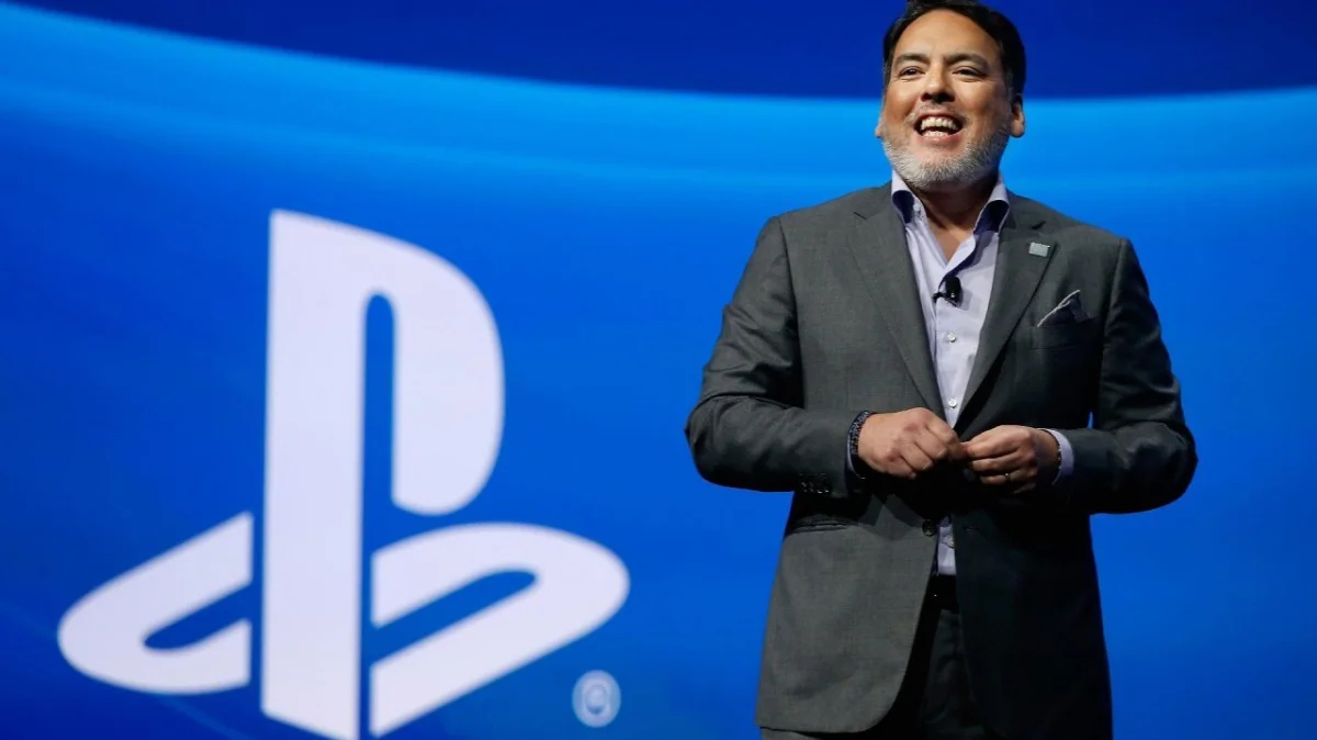 Shawn Layden si myslí, že Sony by měla pokračovat ve vydávání svých her na PC