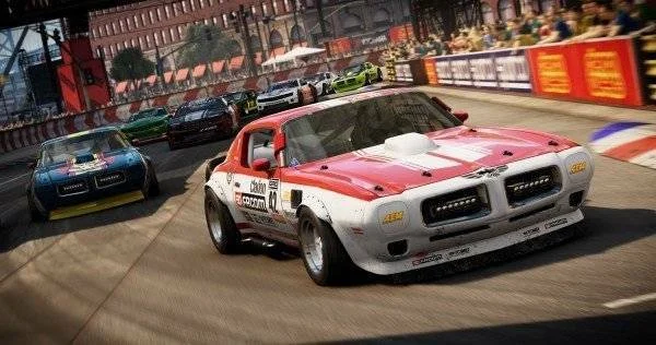 Nový trailer na závodní hru GRID