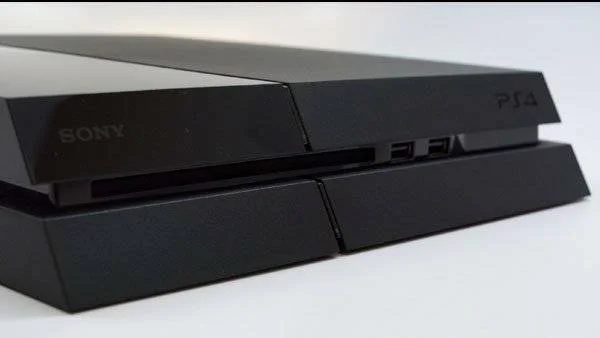 Sony oficiálně snížila cenu konzole PlayStation 4 v Evropě + známe novou cenu pro ČR