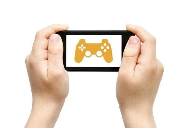 GLOSA DNE: Smartphony, které výkonem konkurují konzolím, nejsou hrozba