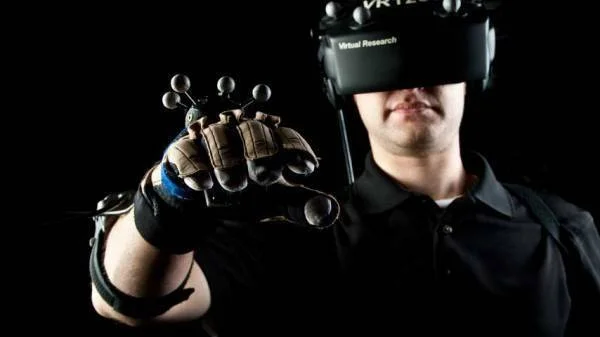 Microsoft zatím moc nevěří VR u konzolí