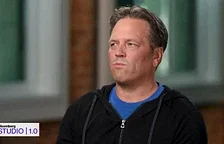 Phil Spencer očekává, že v budoucnu bude méně exkluzivních her pro jednu platformu