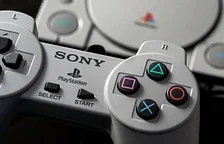 Podívejte se na video s rozbalením konzole PlayStation Classic