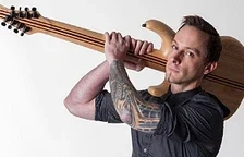 Hudební skladatel Mick Gordon věnuje svůj honorář za hru Atomic Heart na podporu Ukrajiny