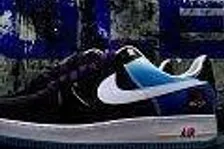 Playstation 2 boty od Nike