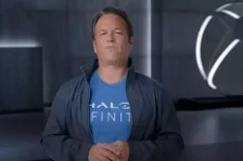 Microsoft prodělává na každé konzoli Xbox mezi 100 a 200 dolary