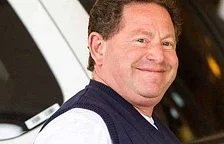 Bobby Kotick zvažoval nákup herních webů, aby změnil veřejné mínění o Activision Blizzard