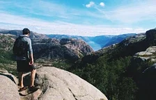 Daniel T