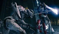 Rok před vydáním Destiny došlo k velkým změnám v příběhu