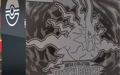 Karetní hra Pokémon dostane v červenci rozšíření Pitch Black