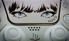 Sony oznámila nový DualSense ovladač. Vznikl ve spolupráci se zpěvačkou Lisou