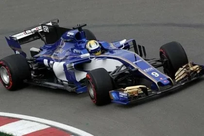 Představeny historické vozy Williams pro F1 2017