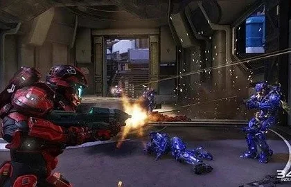 Gameplay videa z režimu Warzone akce Halo 5: Guardians