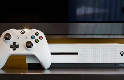Konzole Xbox One S slaví velký úspěch, daří se jí skvěle