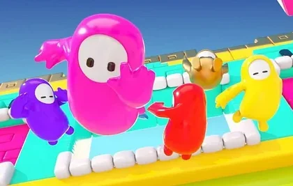 Z Fall Guys se vyklubal obrovský hit, vývojáři ovšem čelí i review bombingu