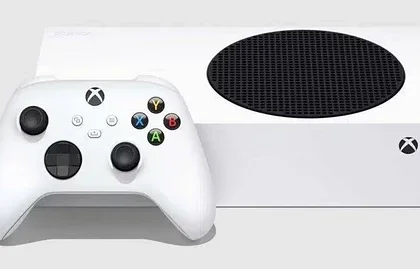 Podle Microsoftu bude 512GB SSDčko u Xbox Series S stačit