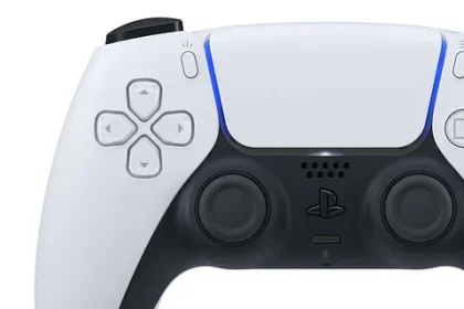 Porovnání DualSense s dalšími gamepady, návrhy od fanoušků či názory vývojářů