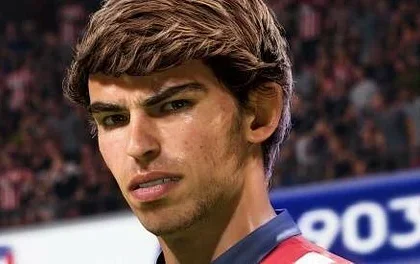 Prvními dvěma obrázky se připomíná next-gen verze hry FIFA 21